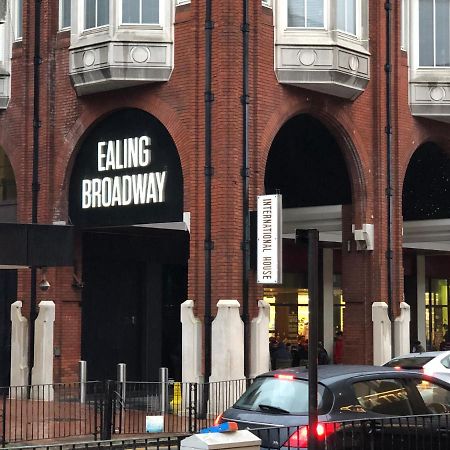 Greater London Holiday Let @ Hanwell Leilighet Eksteriør bilde